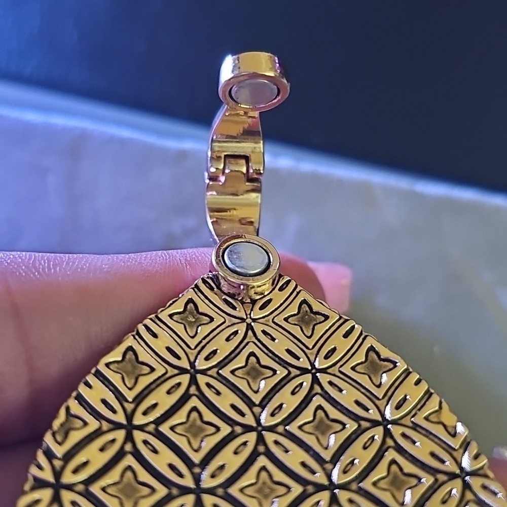 Premier Designs Rhinestone And Abalone Shell Pendant - Picture 7 of 8